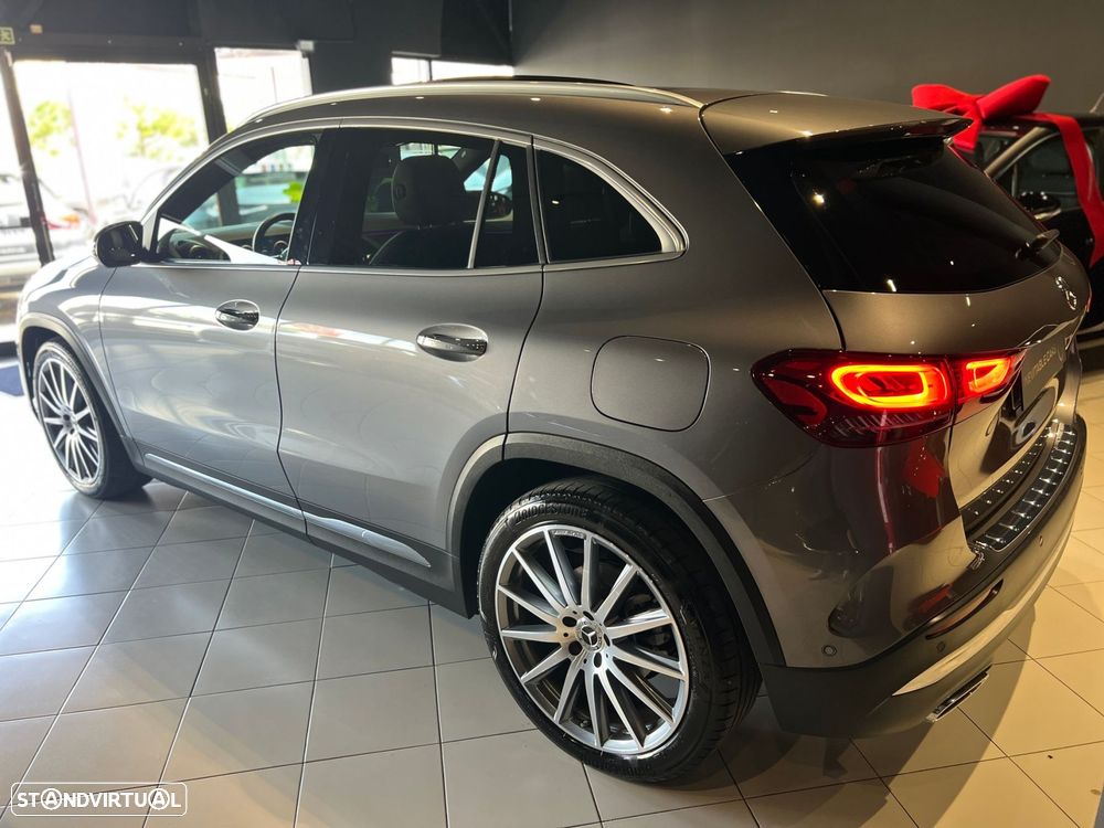 Mercedes-Benz GLA 180 d - 13