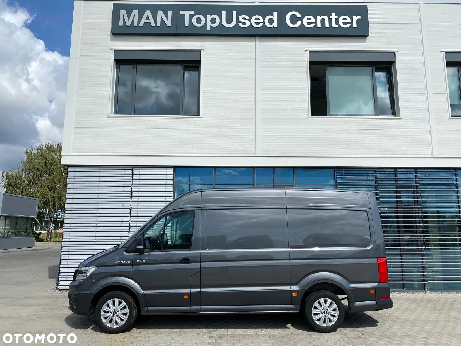 MAN TGE - 4