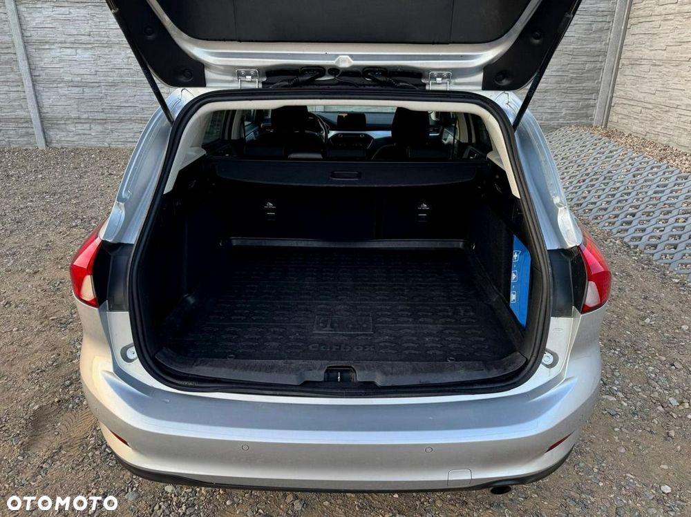 Ford Focus - 27