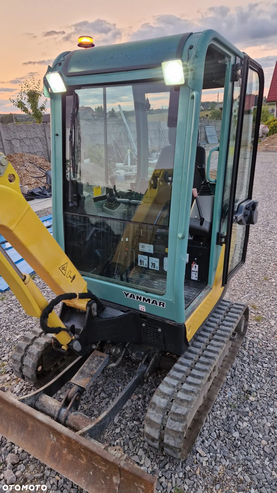 Yanmar SV18 SV 15 16 17 18 20 - 10