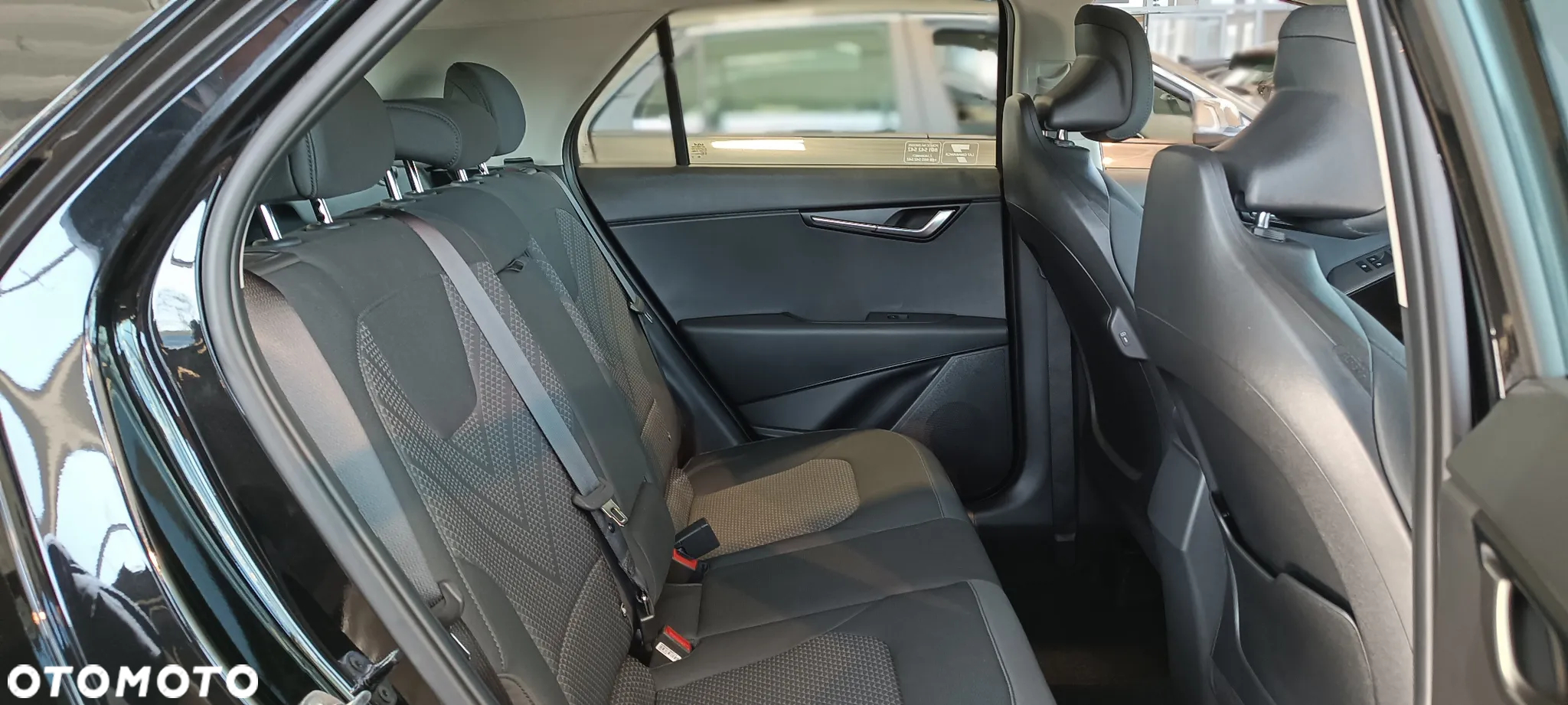Kia Niro 1.6 GDI Hybrid M - 13