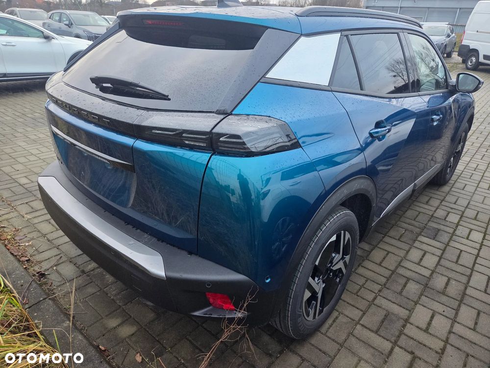 Peugeot 2008 PureTech 100 Allure S&S BVM6 - 3