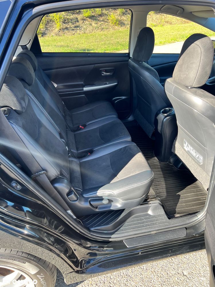 Toyota Prius+ (Hybrid) Comfort - 21