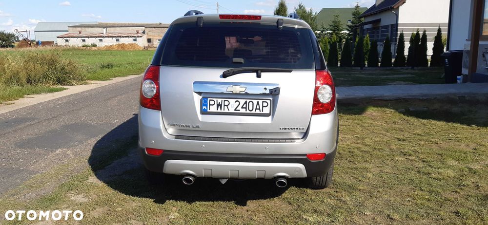 Chevrolet Captiva - 4
