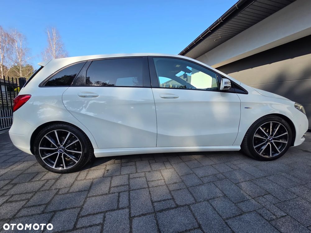 Mercedes-Benz Klasa B 180 CDI - 2