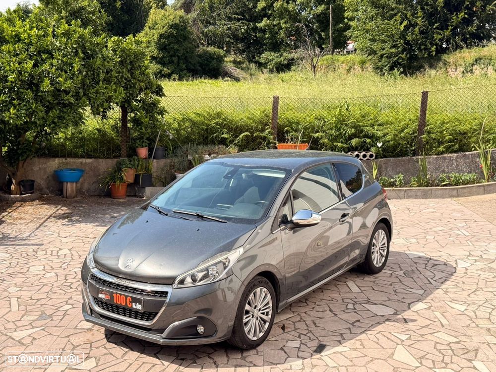 Peugeot 208 1.2 PureTech Allure - 34