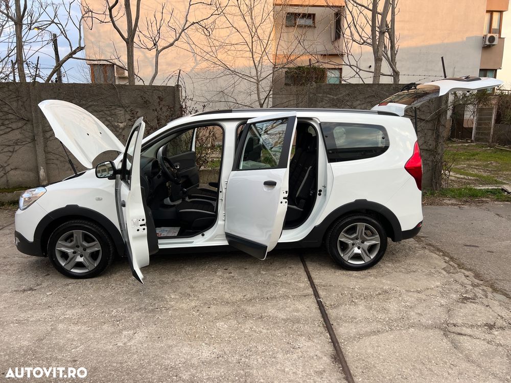 Dacia Lodgy 1.5 Blue dCi Stepway - 4