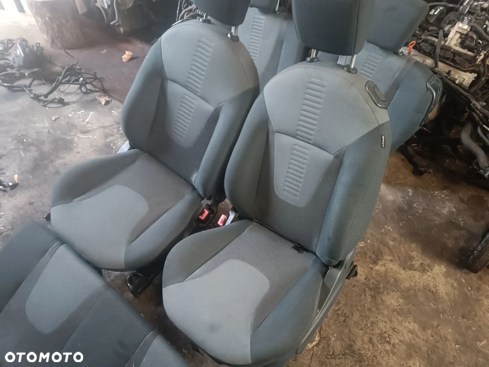 FOTELE PRZOD LEWY PRAWY TYŁ EUROPA FORD KA MK2 II LATA 2008-2016 - 2