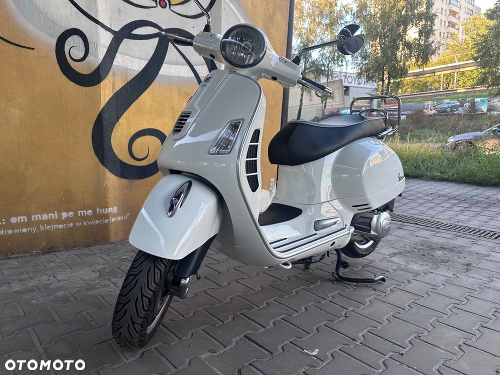 Vespa GTS - 1