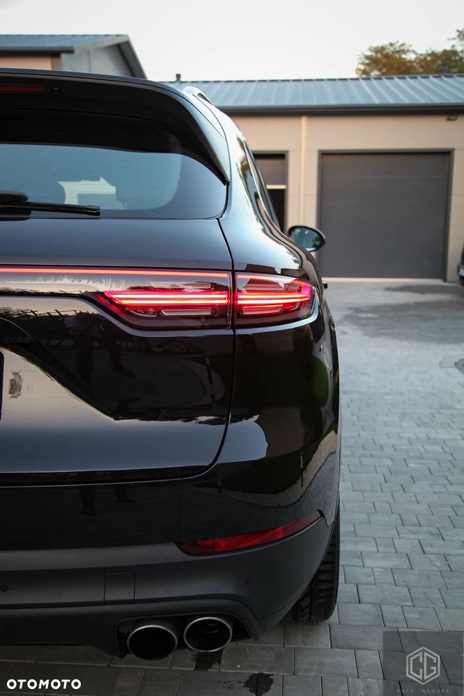 Porsche Cayenne - 7