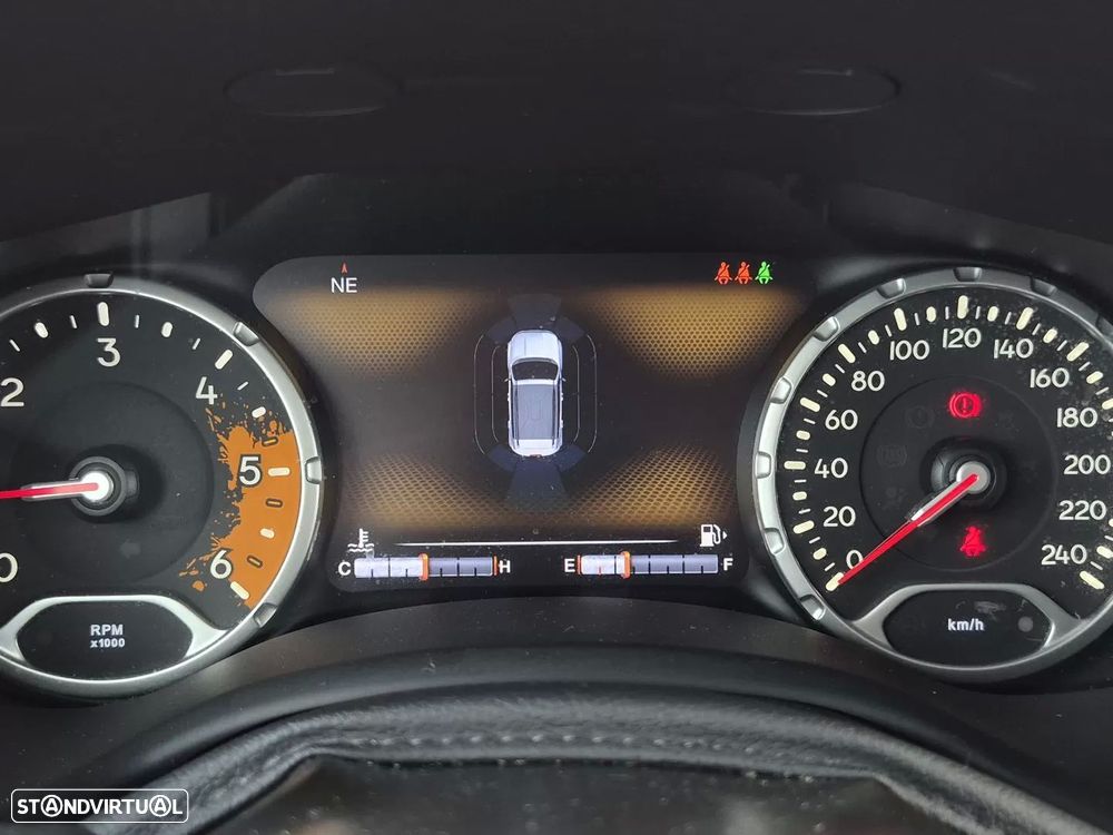 Jeep Renegade 1.6 MJD Limited - 19