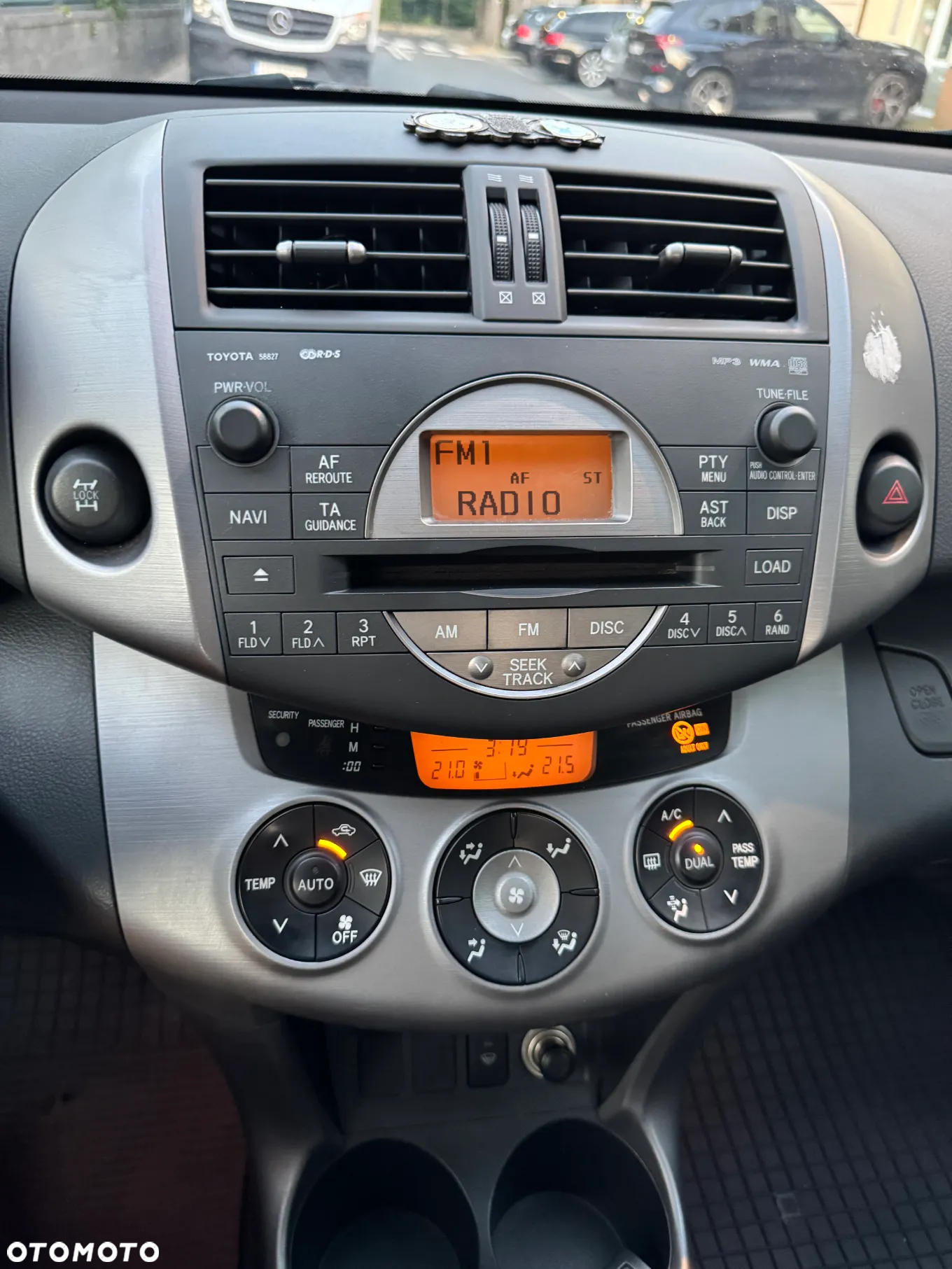 Toyota RAV4 2.0 VVT-i Sol - 22