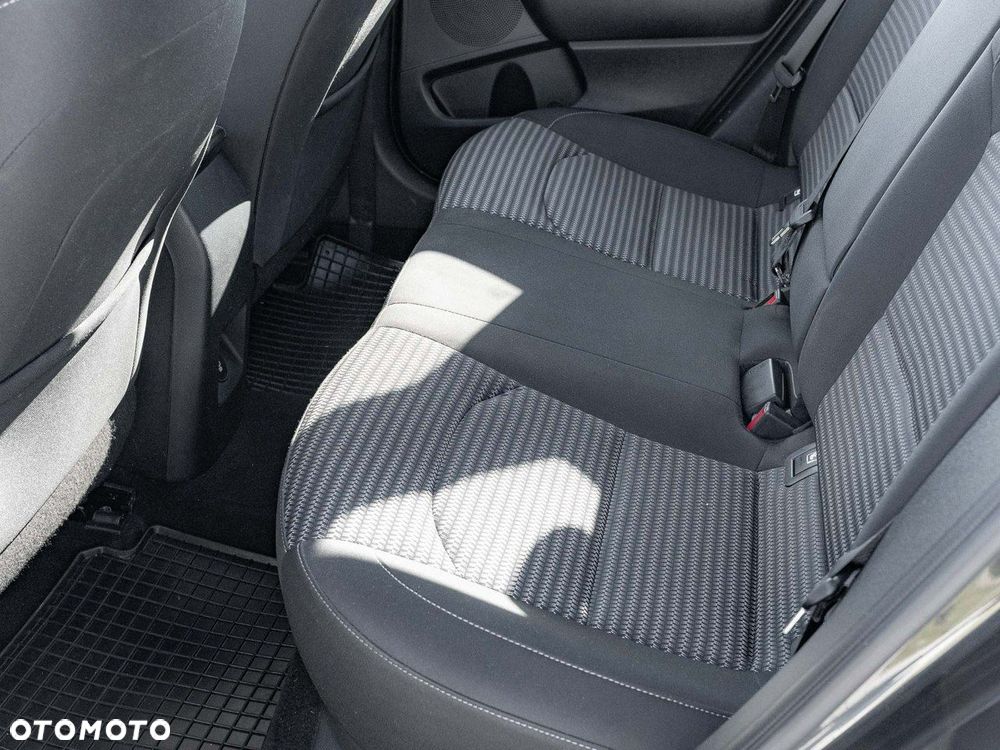 Kia Ceed 1.5 T-GDI M DCT - 24