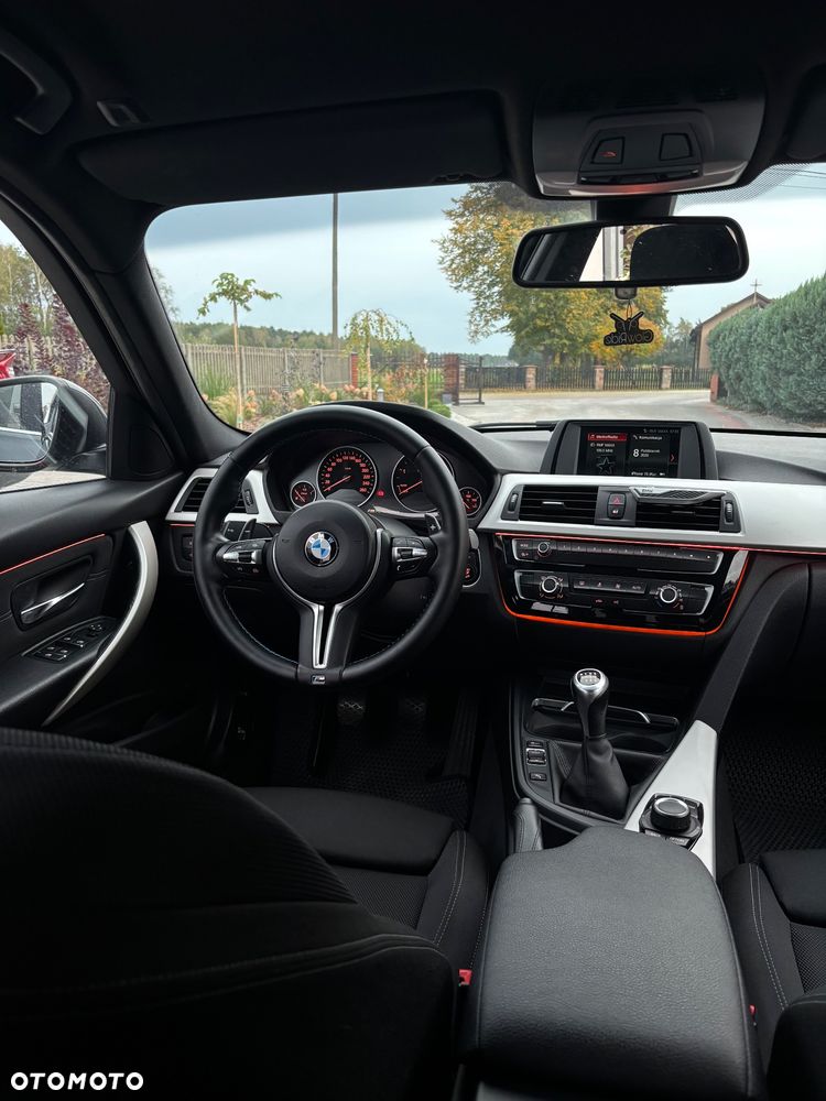 BMW Seria 3 - 13
