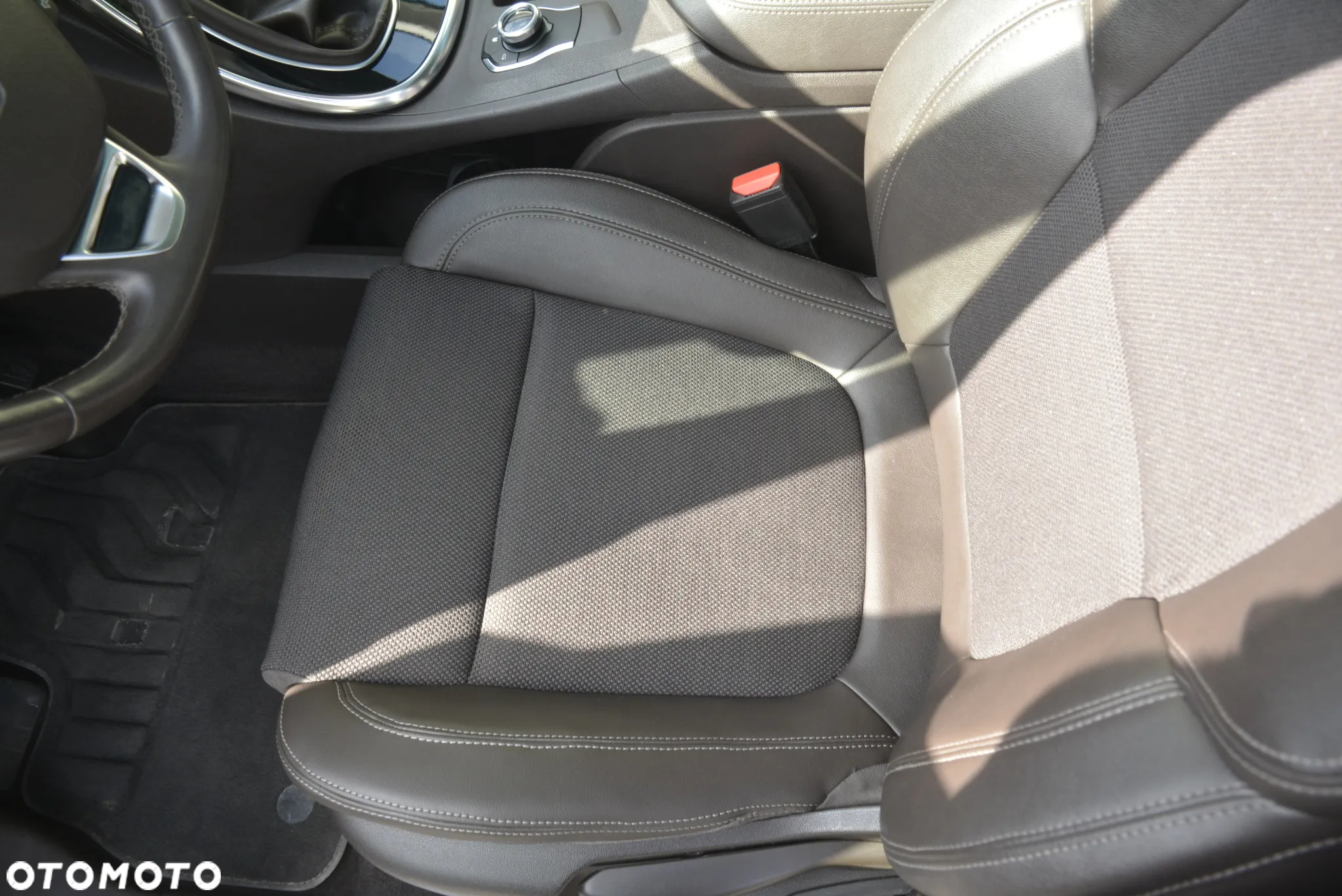 Renault Espace Energy dCi 130 Business - 14