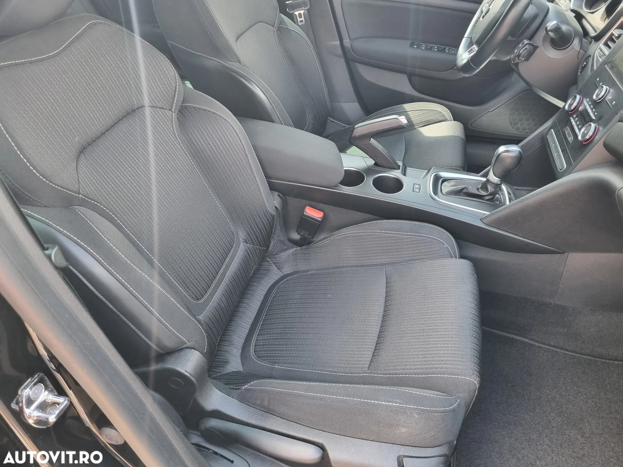 Renault Megane Grandtour ENERGY dCi 110 EDC BUSINESS - 10