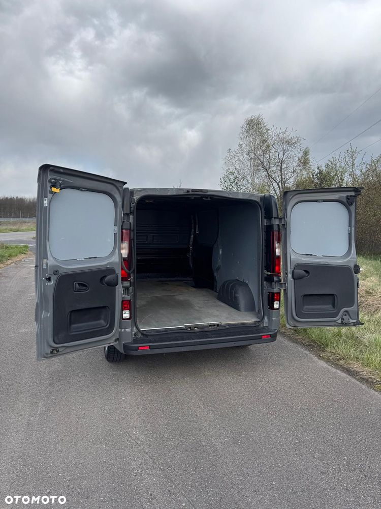 Opel Vivaro - 14