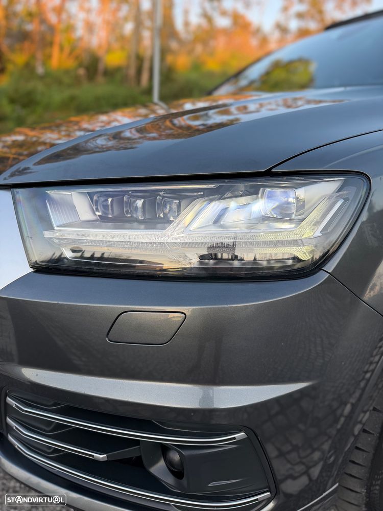 Audi SQ7 4.0 TDI V8 quattro Tiptronic 7L - 8