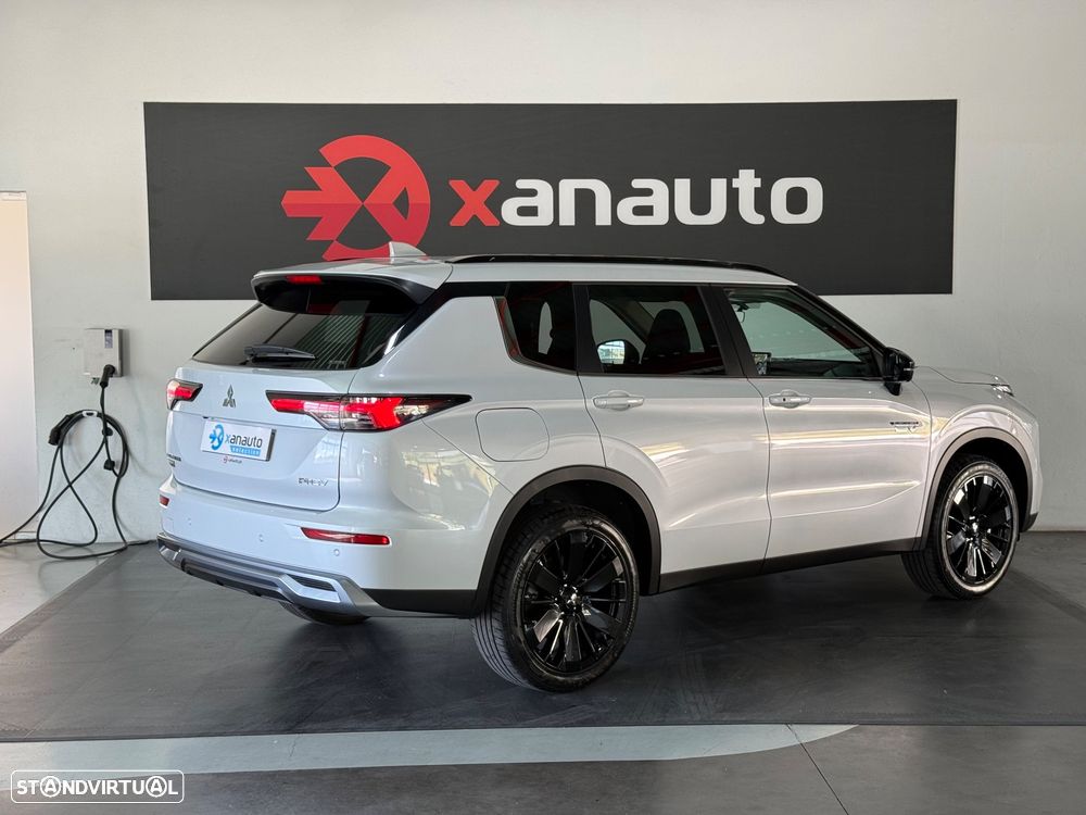 Mitsubishi Outlander - 5