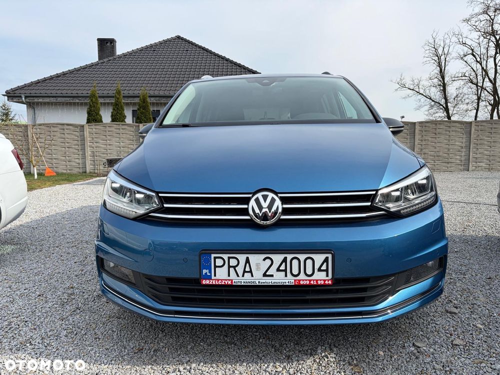 Volkswagen Touran 2.0 TDI SCR DSG IQ.DRIVE - 2