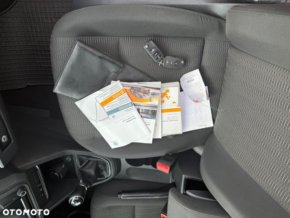 Volkswagen Caddy 2.0 TDI Comfortline - 24