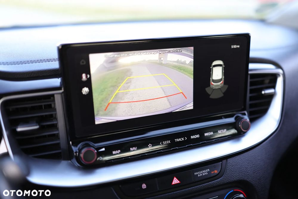 Kia XCeed 1.6 CRDi VISION - 25