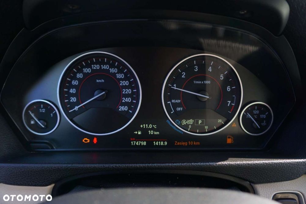 BMW 3GT 330i GPF xDrive - 8