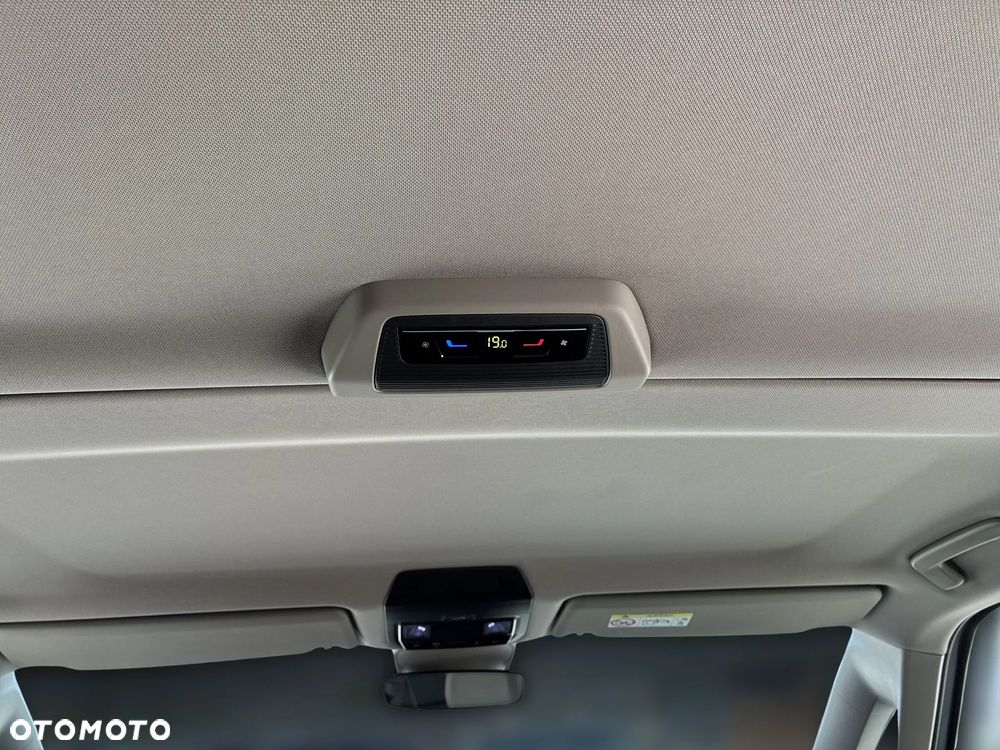 Volkswagen Multivan 2.0 TDI L1 Life DSG - 20