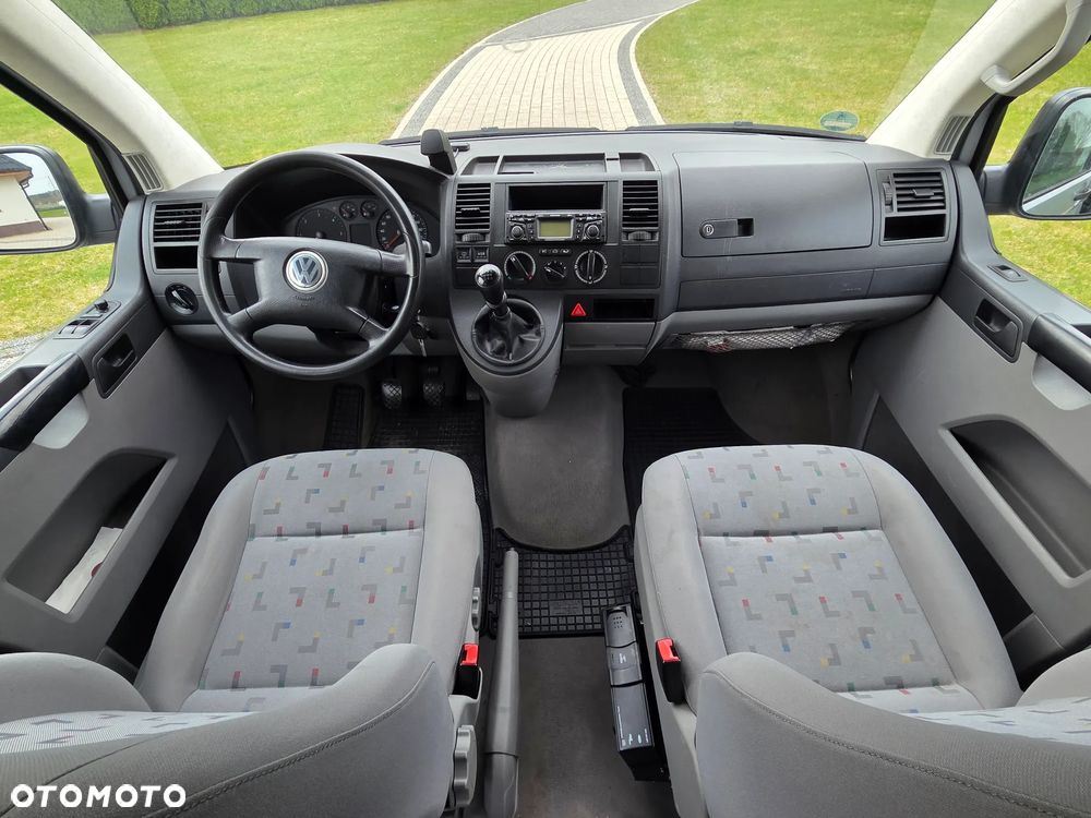 Volkswagen Transporter - 16