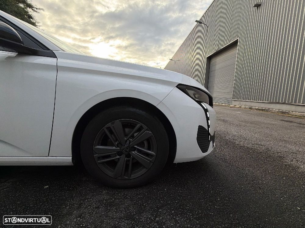 Peugeot 308 1.2 PureTech Allure EAT8 - 16