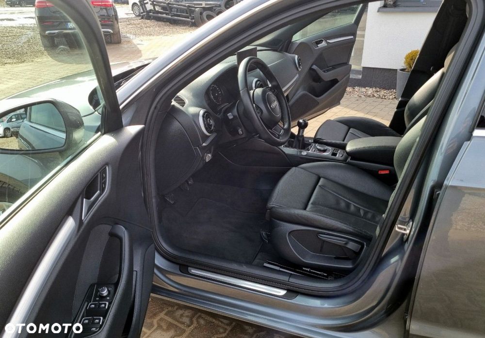 Audi A3 Sportback - 5