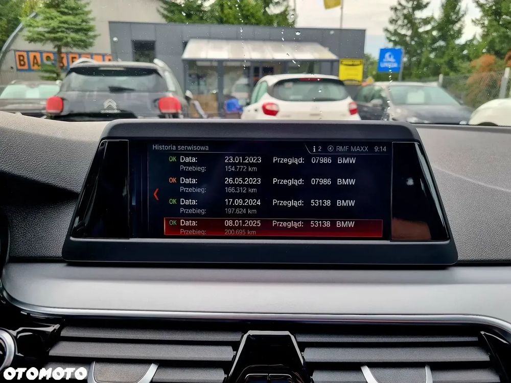 BMW Seria 5 520i Sport Line - 22