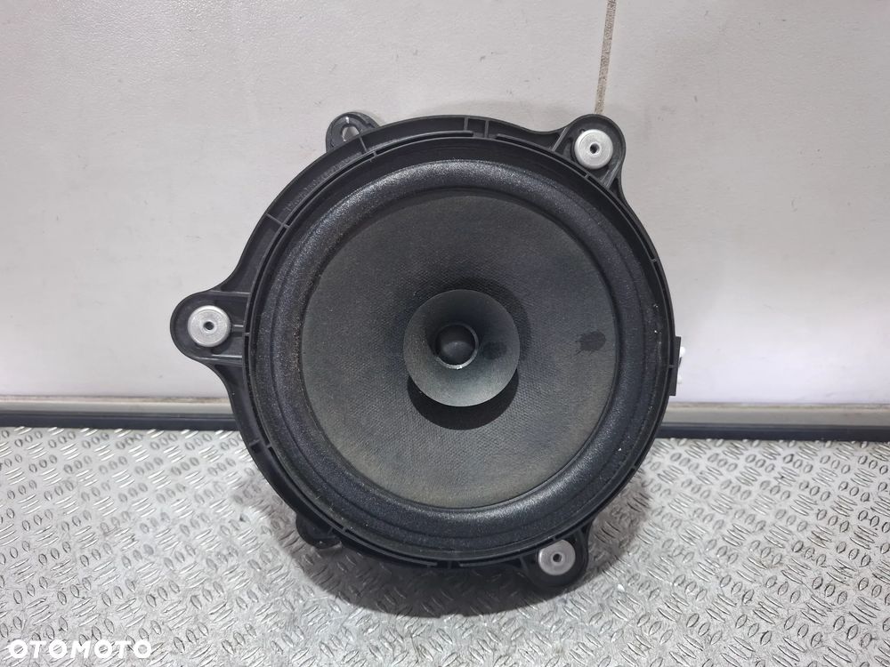 Głośnik drzwi prawy tył Renault Captur 2015 rok nr 57749 - 1