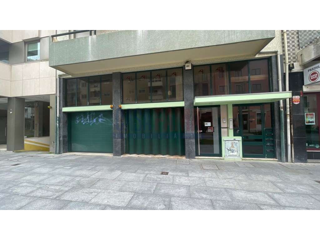 Garagem fechada Av. Mouzinho, Póvoa de Varzim - Grande imagem: 3/14