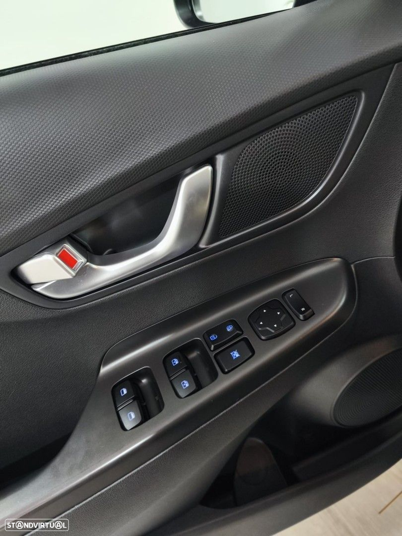 Hyundai Kauai EV 64 kWh Premium - 15