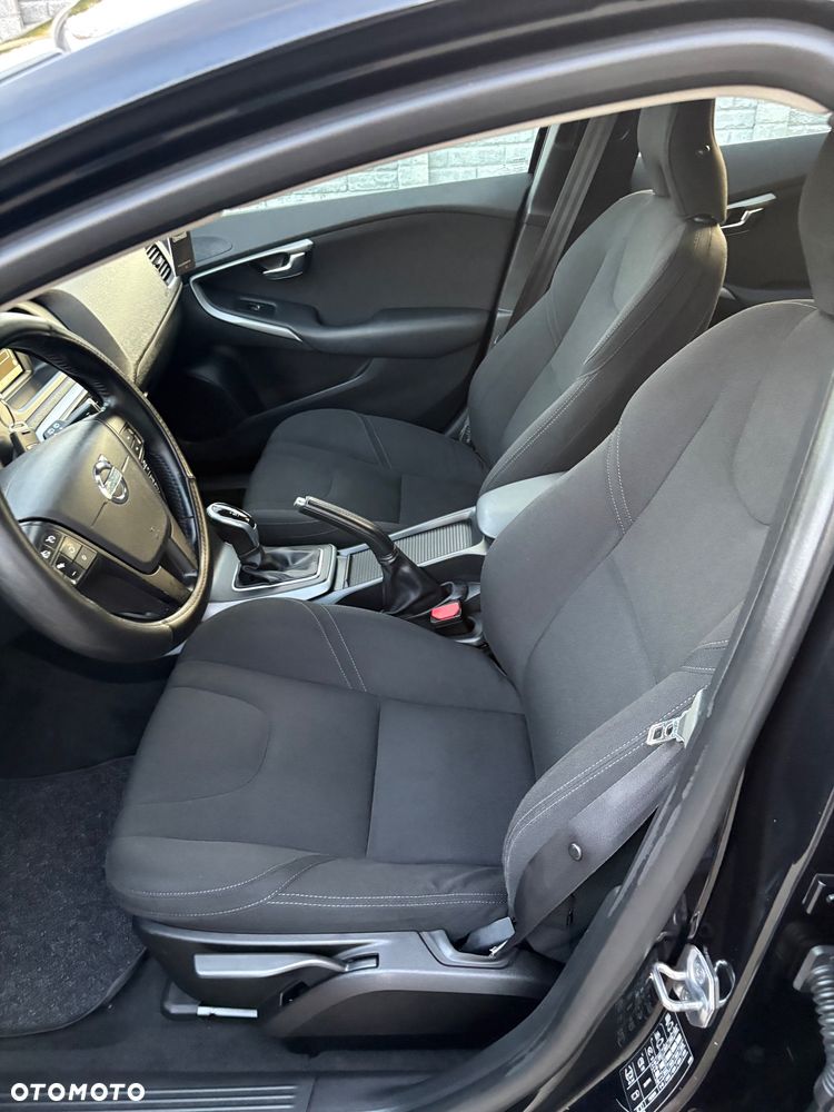 Volvo V40 - 17