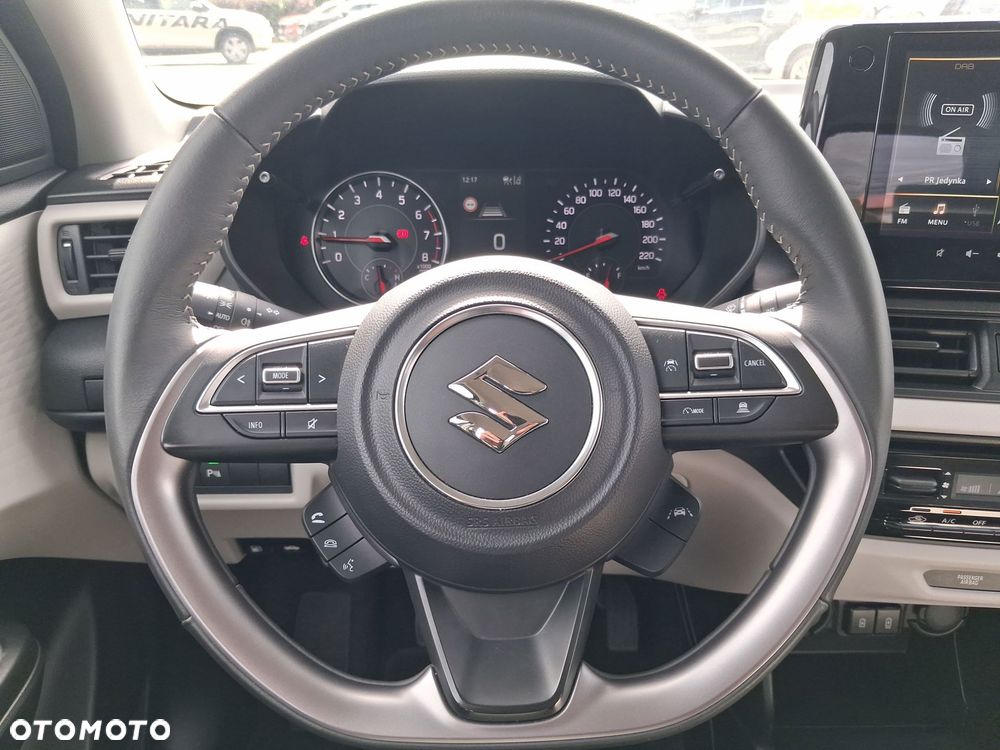 Suzuki Swift 1.2 Dualjet SHVS Premium Plus - 29