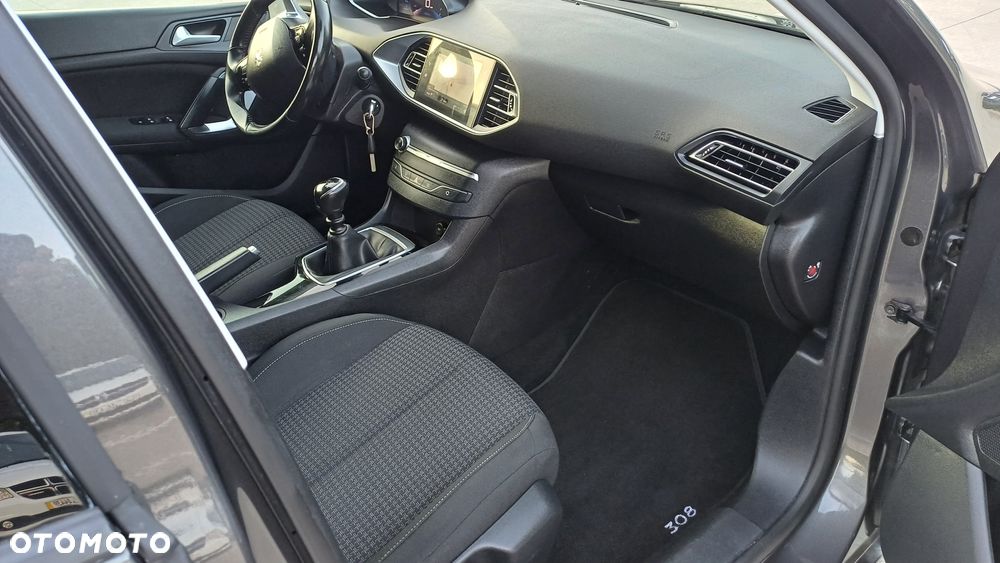 Peugeot 308 1.5 BlueHDi Active Pack Business S&S - 11