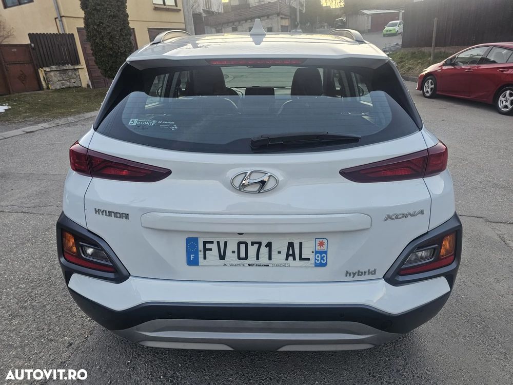 Hyundai KONA - 6