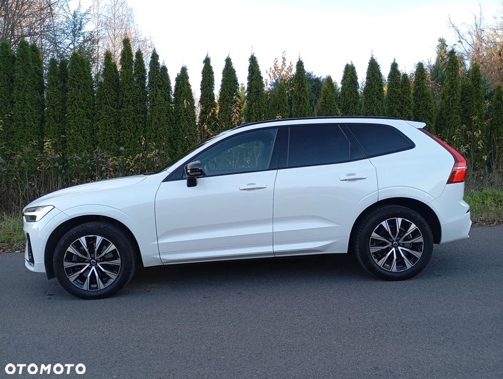 Volvo XC 60 B4 D AWD Ultimate Dark - 9