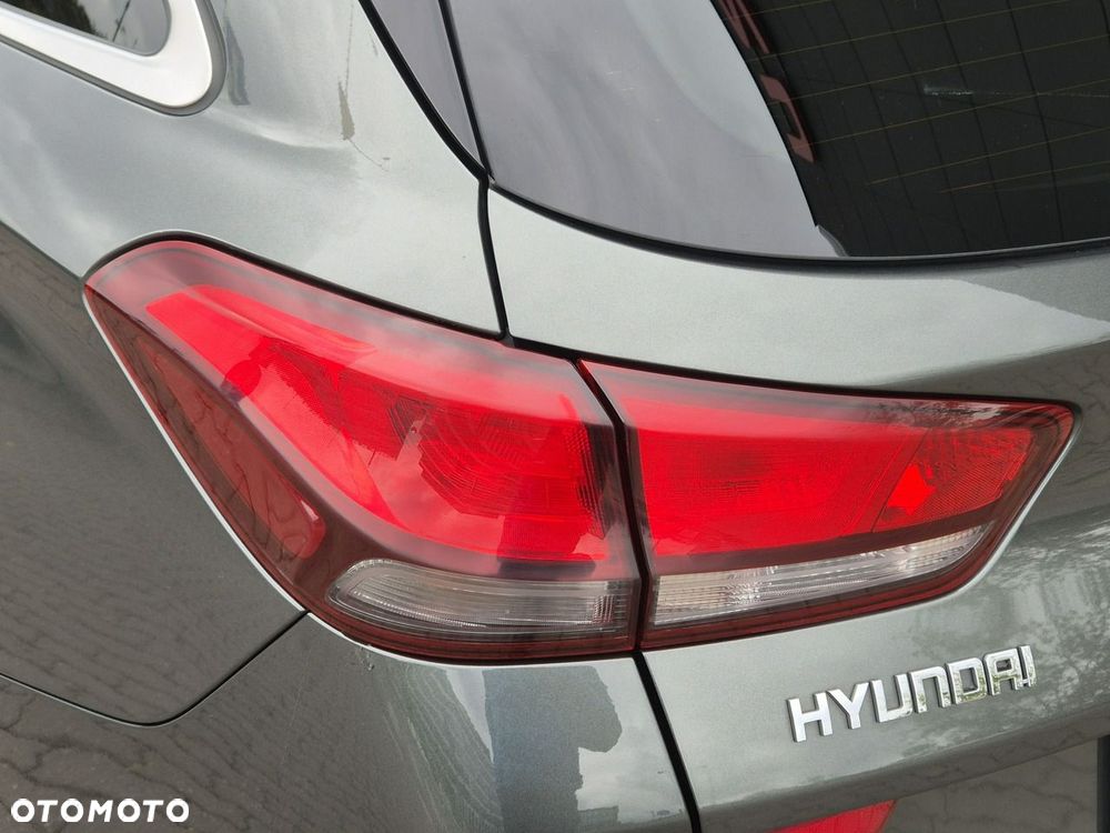 Hyundai i30 1.0 T-GDI Smart - 27