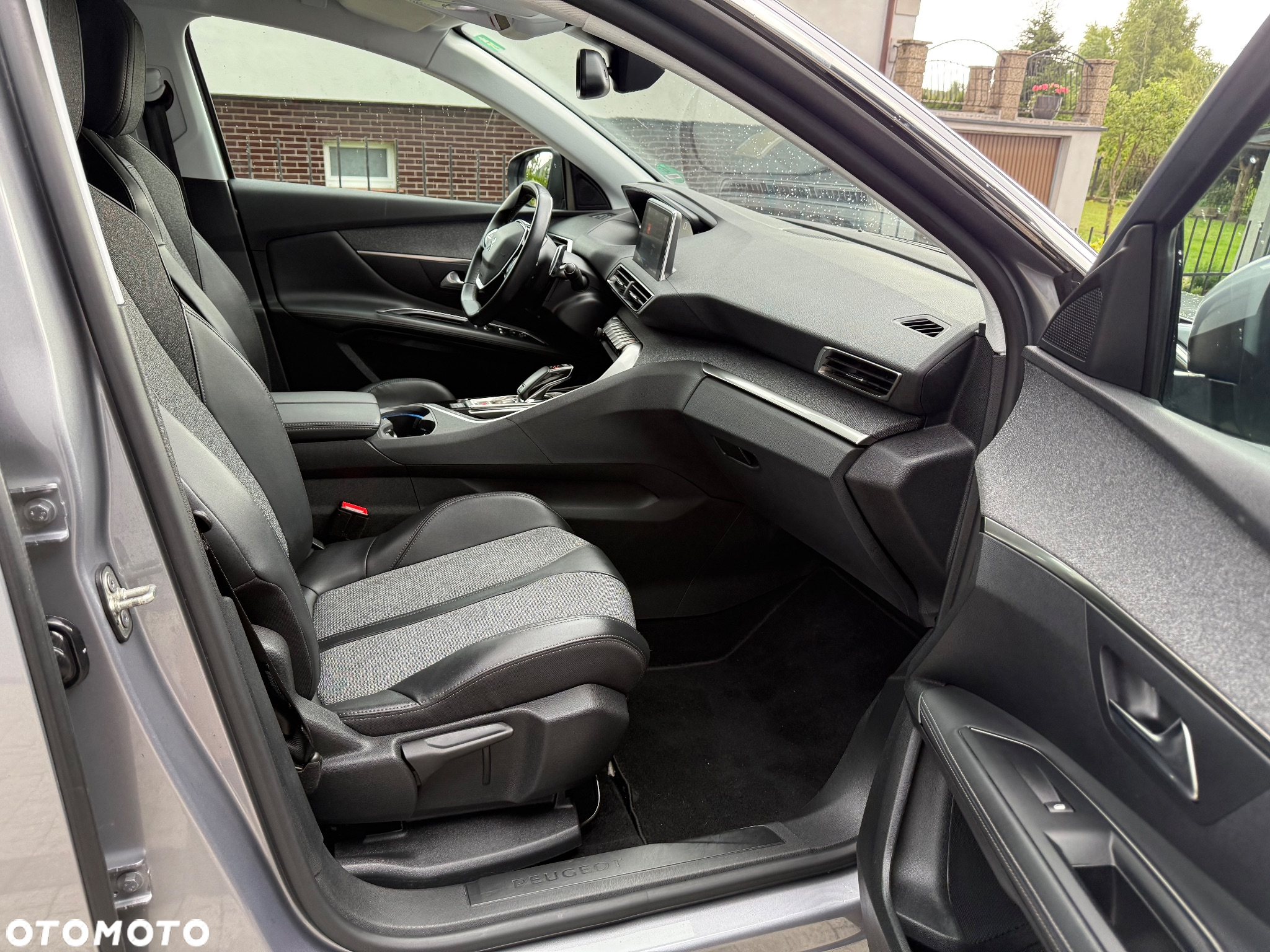 Peugeot 3008 1.5 BlueHDi Allure Pack S&S EAT8 - 15