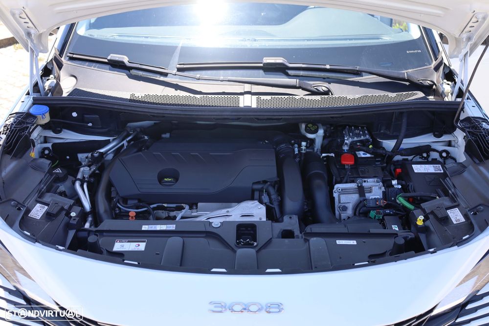 Peugeot 3008 1.6 Hybrid Active Pack e-EAT8 - 42