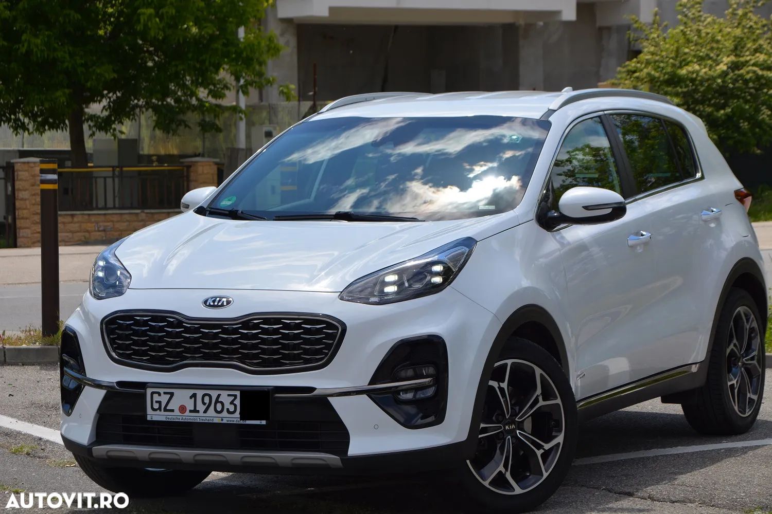 Kia Sportage 2.0 CRDI AWD Eco-Dynamics+ (48V M-H) Aut. GT LINE - 1