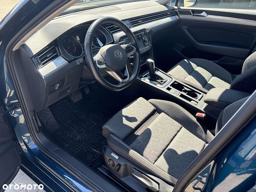 Volkswagen Passat 2.0 TDI EVO Business DSG - 9
