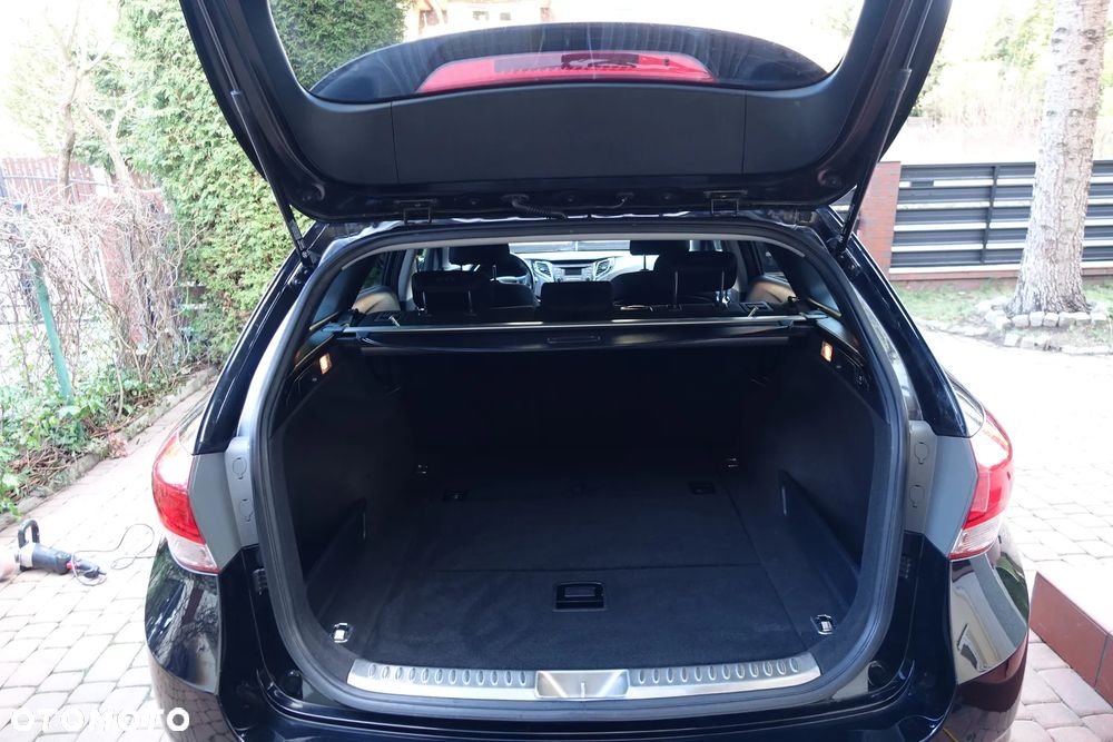 Hyundai i40 Kombi 1.6 Trend - 14