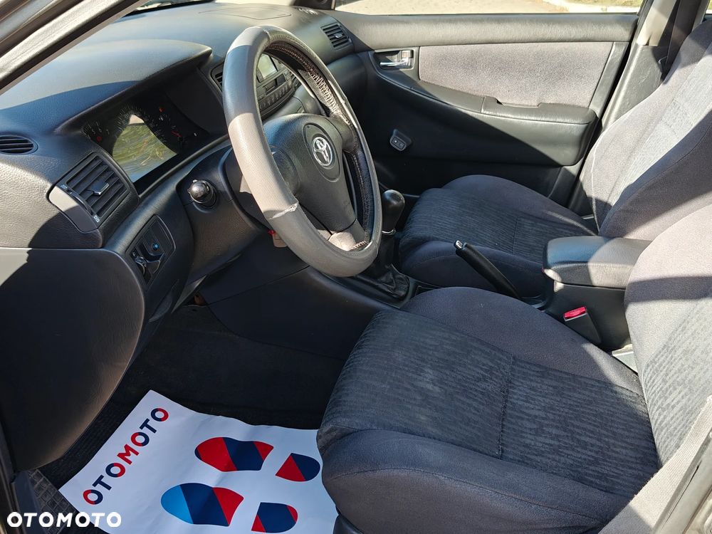 Toyota Corolla 1.4 Terra3 - 7