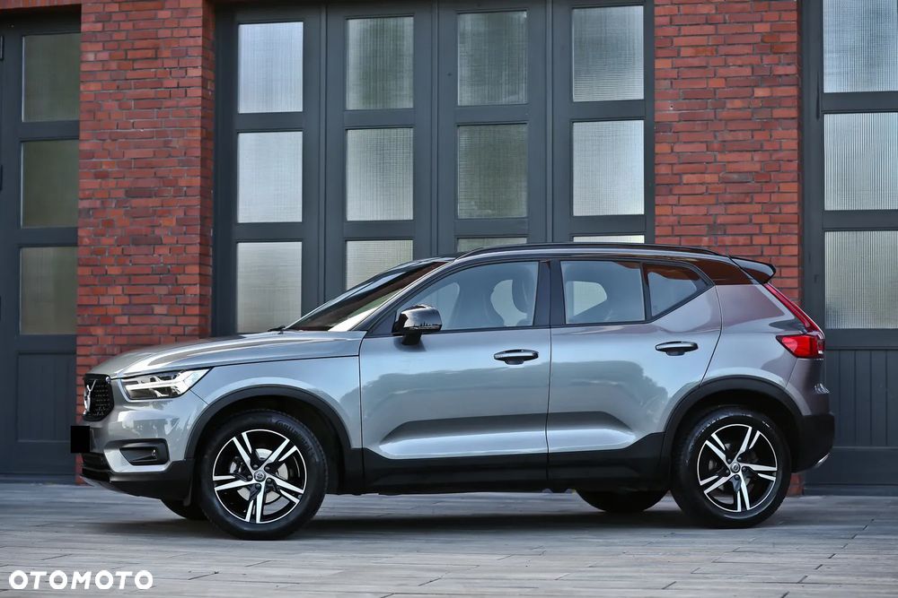 Volvo XC 40 D3 AWD Geartronic R-Design - 9