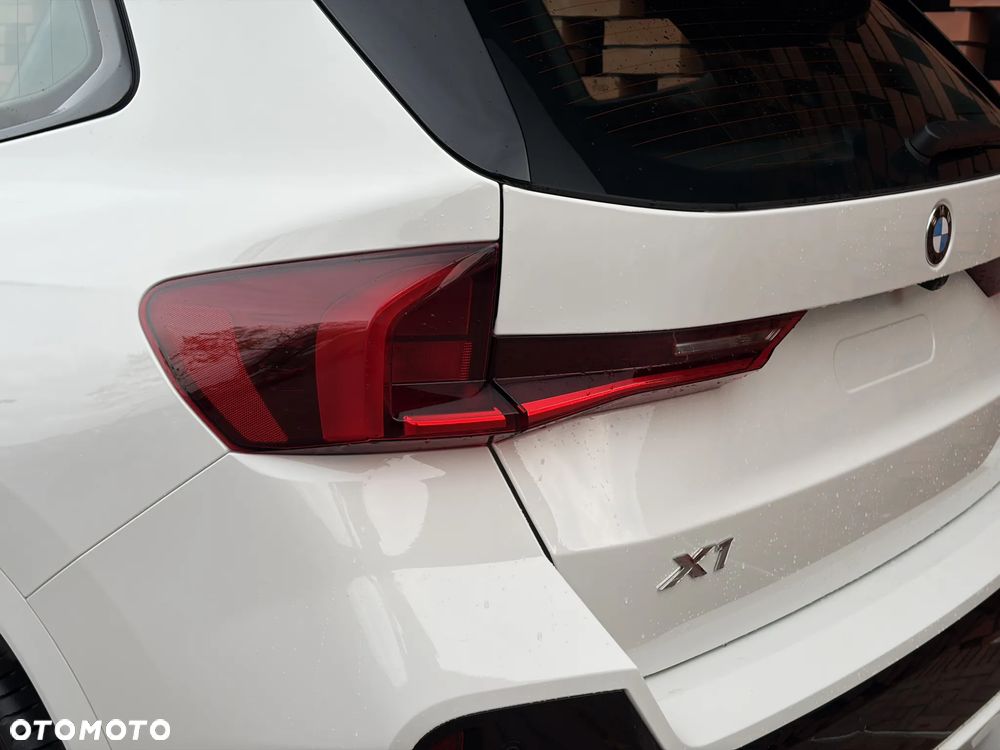 BMW X1 sDrive18i sport - 9