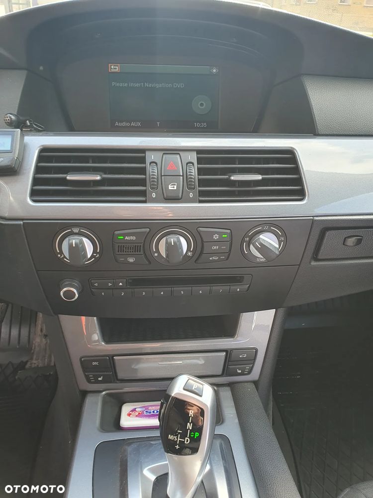BMW Seria 5 525d - 16